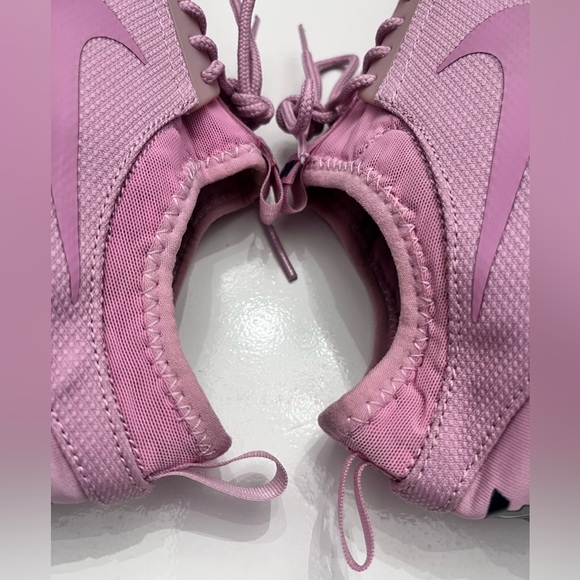 NIKE | 8 | Slip On! - Picture 9 of 12